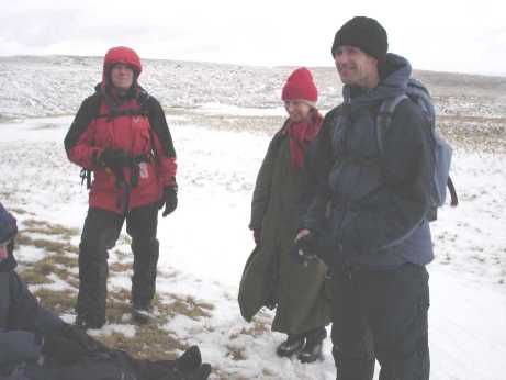 02 Caroline with group.JPG (46098 bytes)
